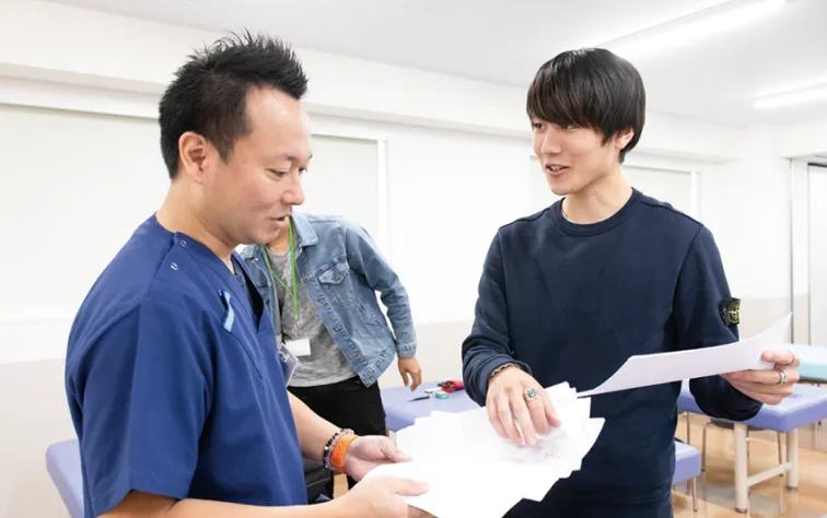 学生一人ひとりにフィードバック