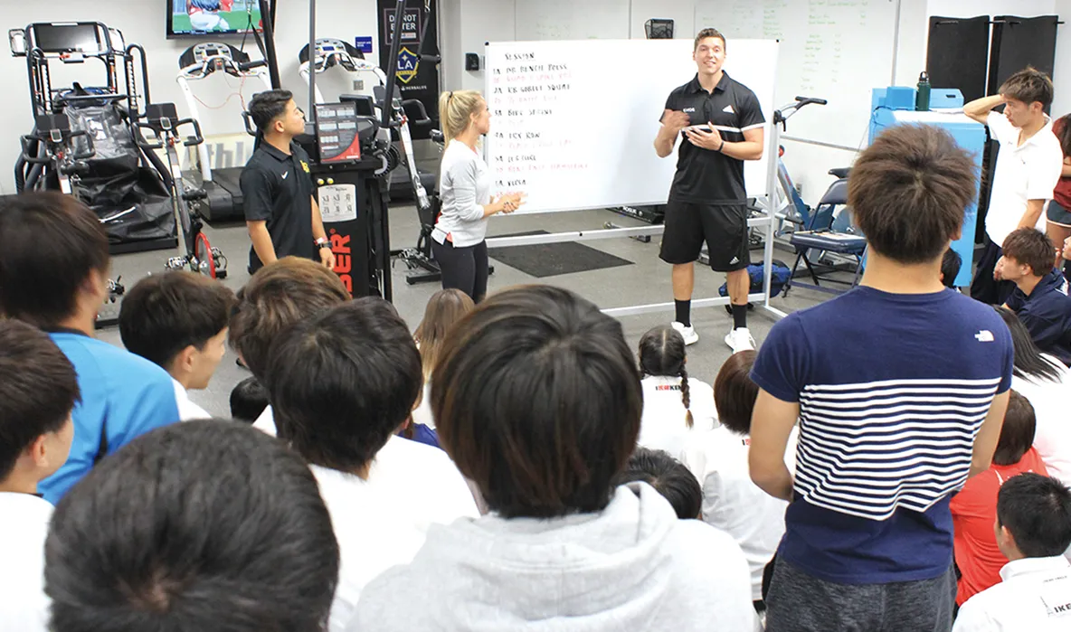 <span>アメリカで学ぶ!</span>最新のスポーツ施設・医療機関での<br class="u-visible-sp">研修